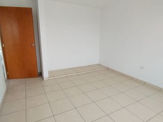 Foto 15 de AMPLIO DEPARTAMENTO CON 4 HABITACIONES