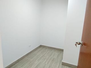 Foto 3 de AMPLIO DEPARTAMENTO CON 4 HABITACIONES