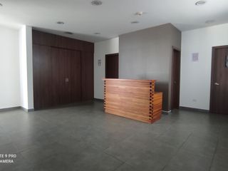 Oficina de Venta en La Carolina, Centro Norte de Quito.