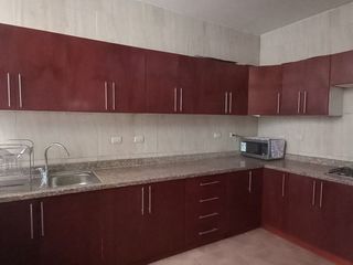 Foto 4 de EN VENTA CASA UNIFAMILIAR SECTOR CAMINO DEL TEJAR