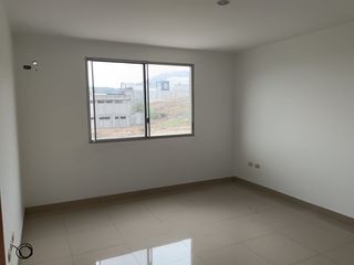 Foto 14 de Departamento de venta en la Urbanización Condado de Vicolinci, por estrenar