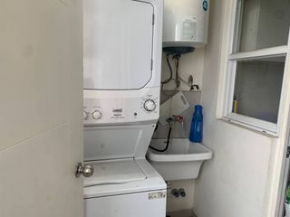 SE VENDE AMPLIO DEPARTAMENTO EN SURQUILLO CON VISTA A CALLE FRENTE A LA AURORA Y PARALELO A LA AV PRINCIPAL - 3 DORMITORIOS + CUARTO Y BAÑO DE SERVICIO + SALA DE ESTAR - PISO 16  *** NEGOCIABLE***
