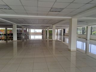 Foto 4 de VENTA GALPON CON OFICINAS CARCELEN INDUSTRIAL, ALTO IMPACTO
