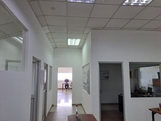 Foto 12 de VENTA GALPON CON OFICINAS CARCELEN INDUSTRIAL, ALTO IMPACTO