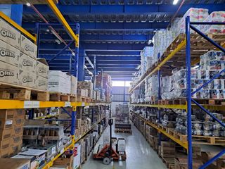 Foto 1 de VENTA GALPON CON OFICINAS CARCELEN INDUSTRIAL, ALTO IMPACTO