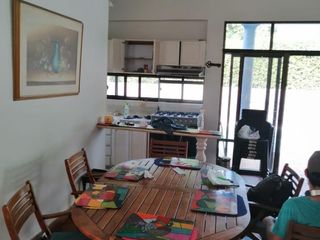 CASA  BARATA TIPO CHALET POBLADO DE SAN MARCOS RICAURTE CUNDINAMARCA 580 MILLONES
