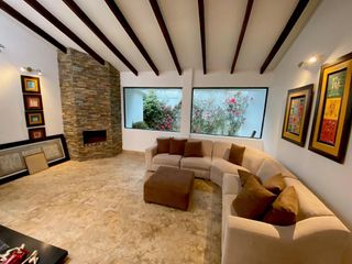 Casa en Venta en Monteserrin