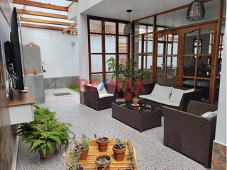 Hermosa Casa En Alquiler Para Vivienda O Empresa En Baños Del Inca