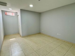 ALQUILER DE OFICINA, LINCE, 18 m2, PISO 305