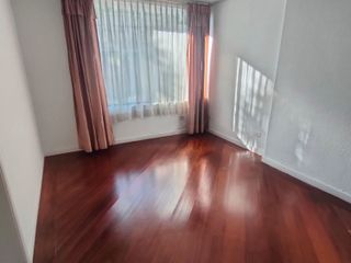 VENTA DEPARTAMENTO DE TRES DORMITORIOS POR SOLCA QUITO ECUADOR