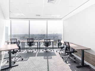 Foto 1 de Oficinas en espacios para 15 personas en Lima Central Tower