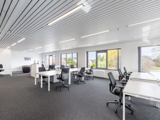 Foto 9 de Oficinas en espacios para 15 personas en Lima Central Tower
