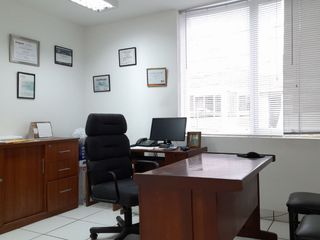 Foto 17 de ¡¡¡AMPLIA OFICINA CHALET EN ZONA COMERCIAL DE LINCE… ALQUILER!!!