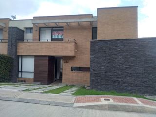 Arriendo  fabulosa casa Cajic via Zipaquira