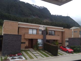 Arriendo  fabulosa casa Cajic via Zipaquira