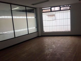 Foto 14 de Alamos Norte Arriendo Bodega Industrial esquinera