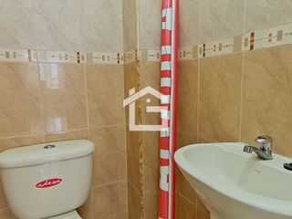 Foto 10 de Trabaja con Estilo: Oficina de 100m² en Avenida Principal, Cafetería y Oficina Privada en Machala