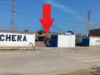 Foto 1 de REMATE DE LOCAL COMERCIAL EN AVENIDA EN FERREÑAFE