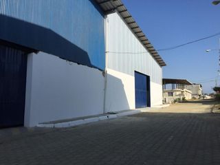 Foto 1 de alquiler de galpón industrial manta montecristi