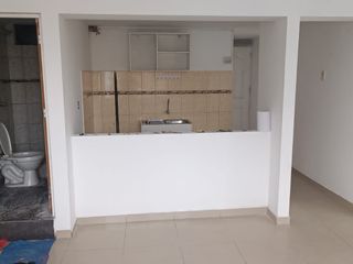 Foto 10 de VENTA CASA 4 PISOS EN ESQUINA COMAS