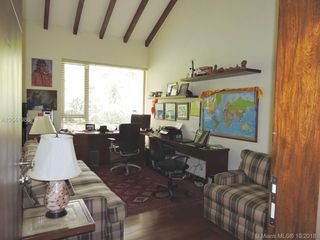 Foto 24 de Gorgeous One Level Home with Private Lake in Heart of LLanogrande