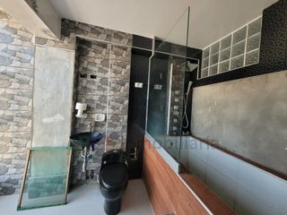 Foto 12 de VENTA DE EDIFICIO FRENTE A PARQUE EN LA DERRAMA MAGISTERIAL DE CHICLAYO