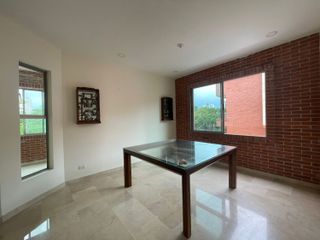 Casa Multifamiliar en Arriendo, Villa Campestre