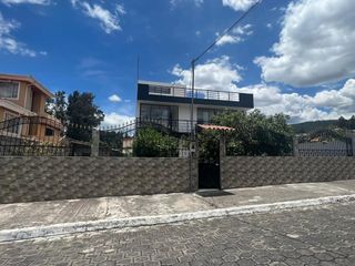 Foto 29 de VENTA CASA, INDEPENDIENTE DENTRO DE URBANIZACIÓN, CONOCOTO,  VALLE DE LOS CHILLOS, QUITO ECUADOR