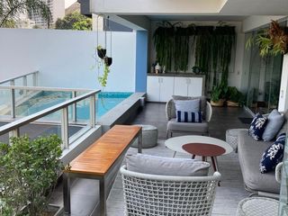 Vendo lindo departamento con terraza, piscina y jardín en Cerros de Camacho- 365 m2