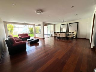 Foto 4 de Casa con jardín, 4 habitaciones y linda vista al golf  🏡✨