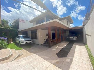 Foto 1 de CASA DE VENTA EN EL BOSQUE: UBICACIÓN ESTRATÉGICA, PARA USO COMERCIAL O RESIDENCIAL 340 M2, $350.000