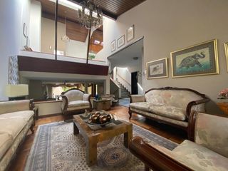 Foto 9 de CASA DE VENTA EN EL BOSQUE: UBICACIÓN ESTRATÉGICA, PARA USO COMERCIAL O RESIDENCIAL 340 M2, $350.000