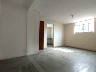 Foto 16 de Casa en Venta de 200 m² de 11 Habitaciones en Sol de Vitarte, Ate