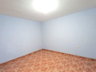 Foto 10 de Casa en Venta de 200 m² de 11 Habitaciones en Sol de Vitarte, Ate