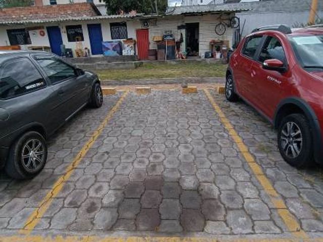 VENDO APARTAMENTO SECTOR MENA DEL HIERRO
