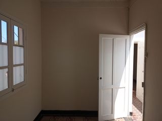 Foto 13 de LOCAL EN ALQUILER PARA OFICINAS EN LINCE 100m2