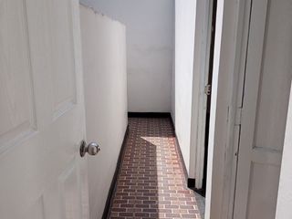 Foto 18 de LOCAL EN ALQUILER PARA OFICINAS EN LINCE 100m2