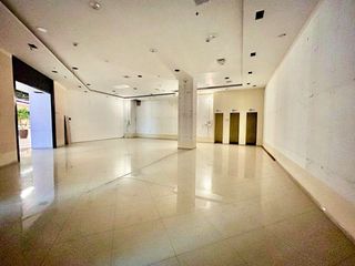 Foto 6 de LOCALES COMERCIALES EN VENTA CC SANTAFÉ BOGOTÁ