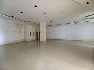 Foto 12 de LOCALES COMERCIALES EN VENTA CC SANTAFÉ BOGOTÁ