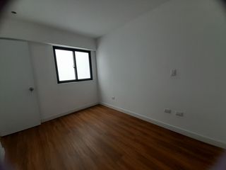 Foto 18 de VENDO DEPARTAMENTO EN PRIMER PISO DE ESTRENO MIRAFLORES