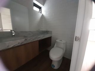 Foto 20 de VENDO DEPARTAMENTO EN PRIMER PISO DE ESTRENO MIRAFLORES