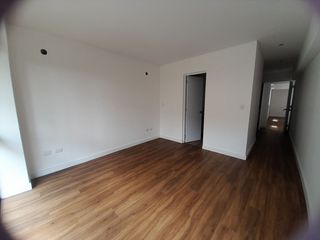 Foto 15 de VENDO DEPARTAMENTO EN PRIMER PISO DE ESTRENO MIRAFLORES