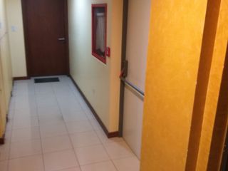 Foto 8 de EN VENTA,$ 140.00.0  NEGOCIABLE DE 120 mtrs.SECTOR CHECOSLOVAQUIA Y 6 DE DIC. ELEGANTE DEPARTAMENTO DE 2 DORMITORIOS