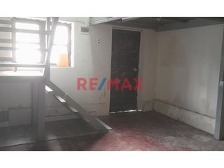 Foto 15 de La Victoria - Venta De Casa Como Terreno - Oportunidad De Inversión