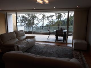 Apartamento en Venta en Monteserrin