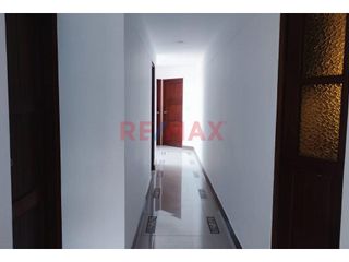 Foto 13 de Alquiler De Amplio Departamento En La Molina incluye 2 Cocheras