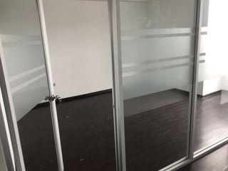 Foto 11 de VENTA EDIFICIO OFICINAS: 11.325 M2 Y 120 PARQUEOS: $8'500.000 - CENTRO NORTE