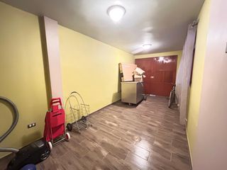 Foto 6 de Vendo Hermosa Casa Con Acceso A Las Avenidas Principales Canta Callao Y Naranjal