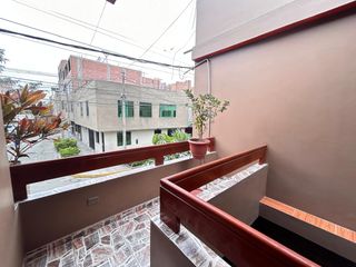 Foto 17 de Vendo Hermosa Casa Con Acceso A Las Avenidas Principales Canta Callao Y Naranjal