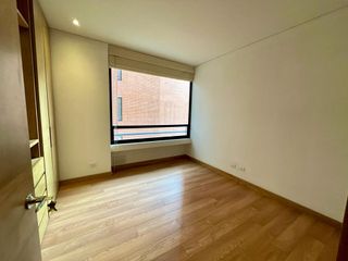 Foto 8 de VENTA APARTAMENTO DISEÑO ALVARO GIRALDO CON BUENA ILUMINACIÓN